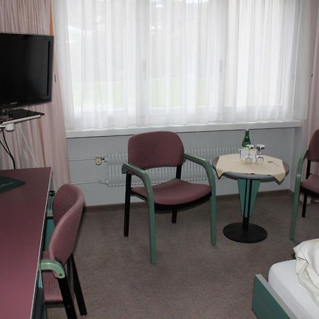 Hotel-Restaurant Sternen Nesslau Rom bilde