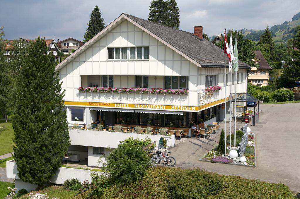 Hotel-Restaurant Sternen Nesslau Eksteriør bilde