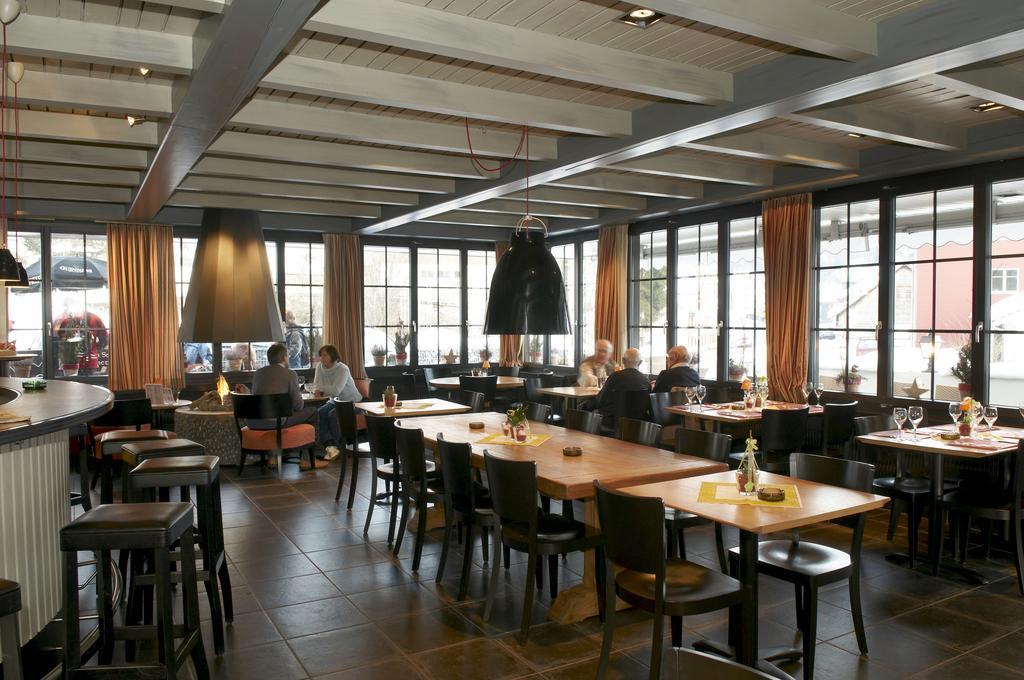 Hotel-Restaurant Sternen Nesslau Eksteriør bilde